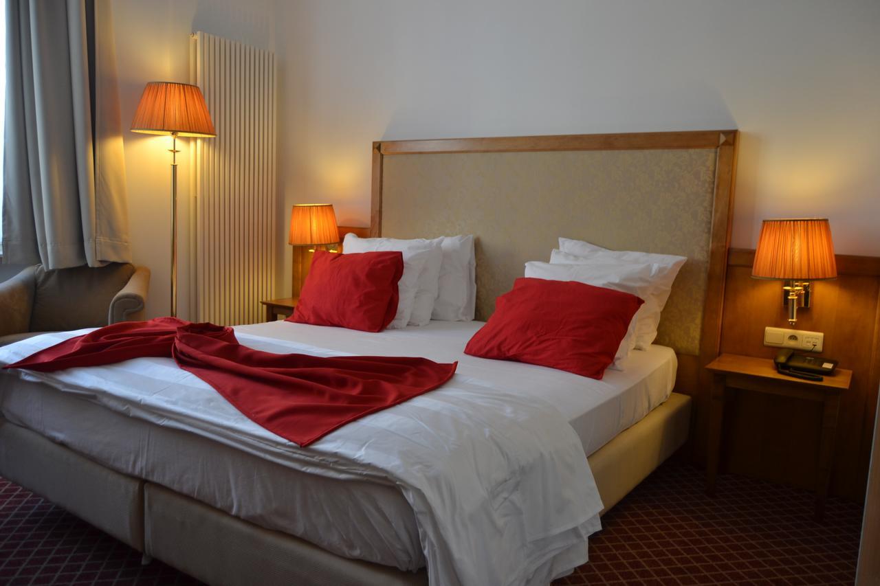 Hotel The Lord Γάνδη Εξωτερικό φωτογραφία