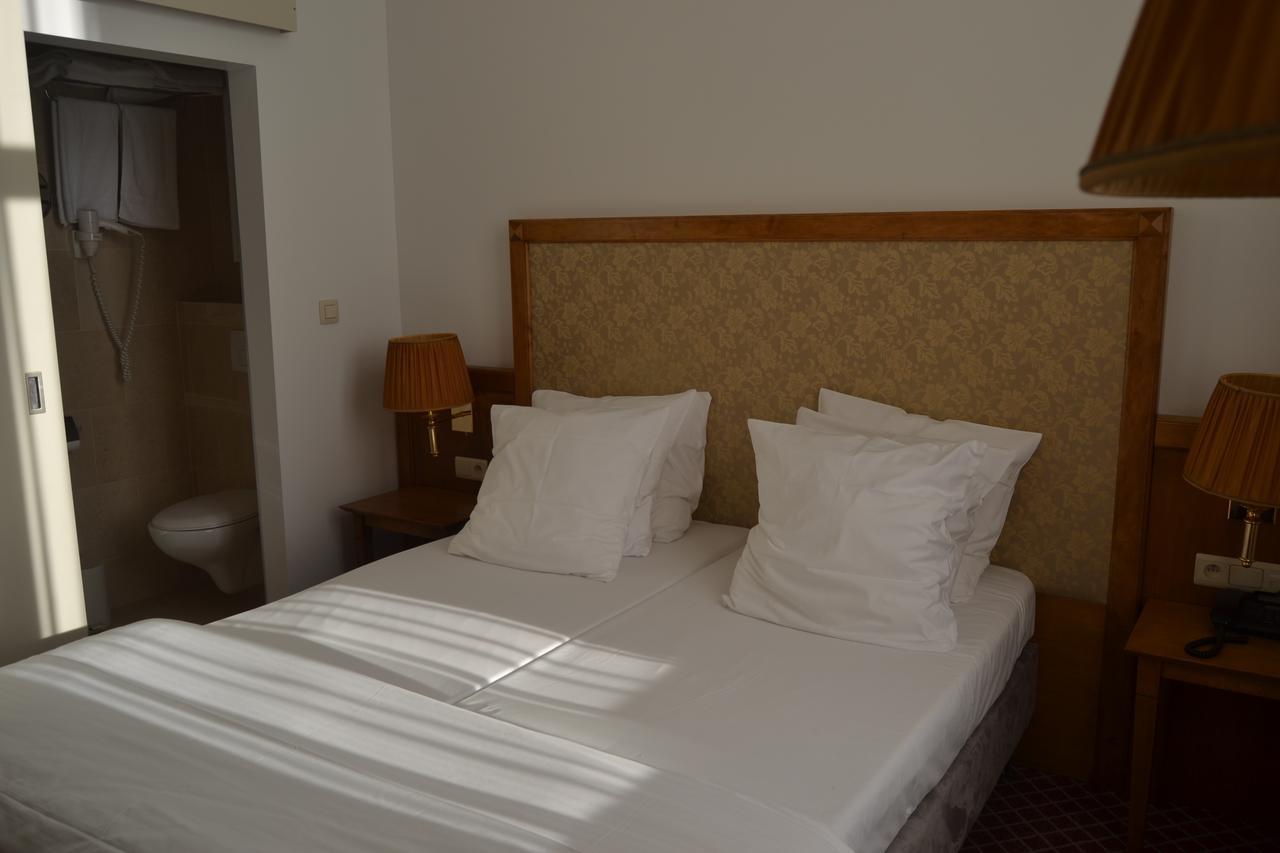Hotel The Lord Γάνδη Εξωτερικό φωτογραφία