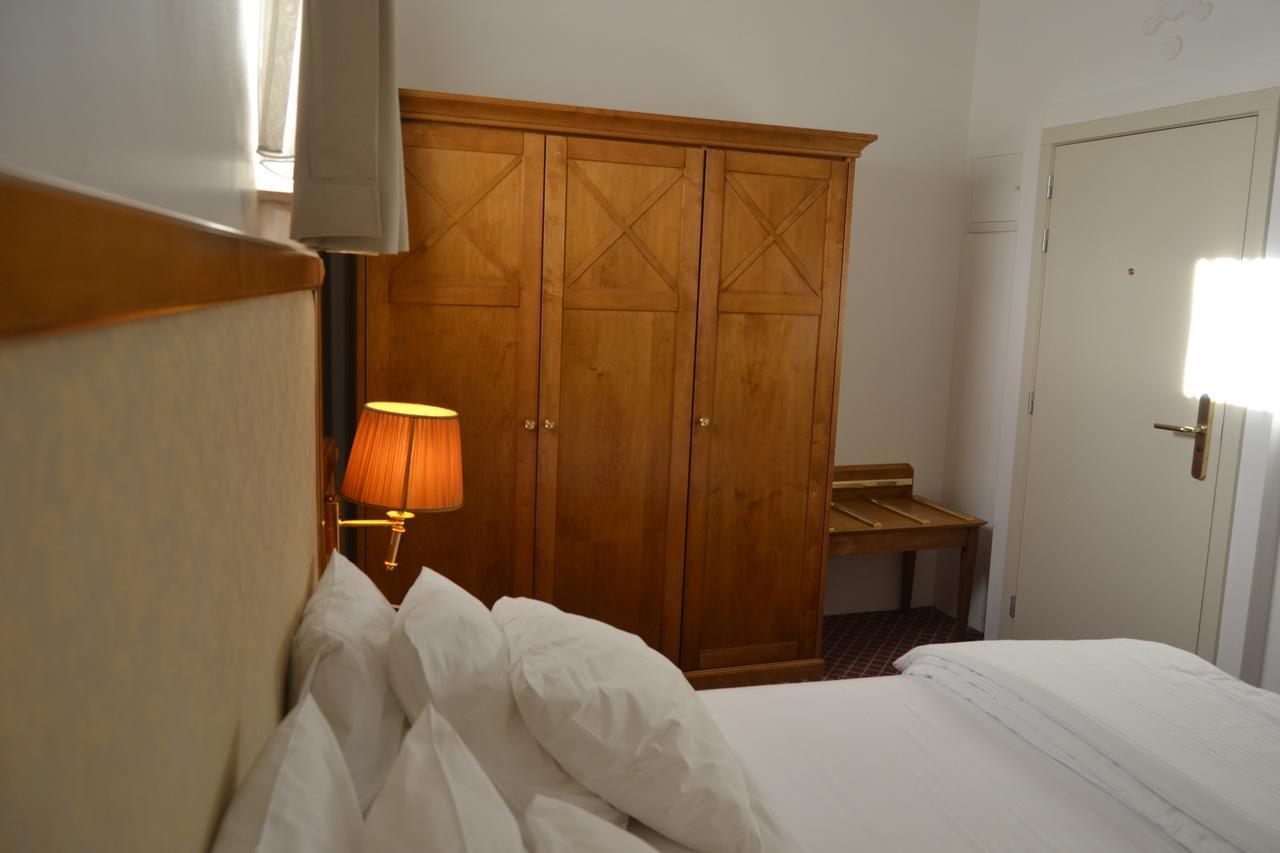 Hotel The Lord Γάνδη Εξωτερικό φωτογραφία