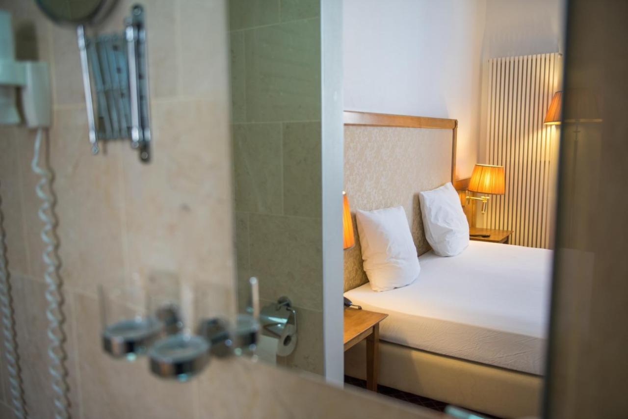 Hotel The Lord Γάνδη Εξωτερικό φωτογραφία