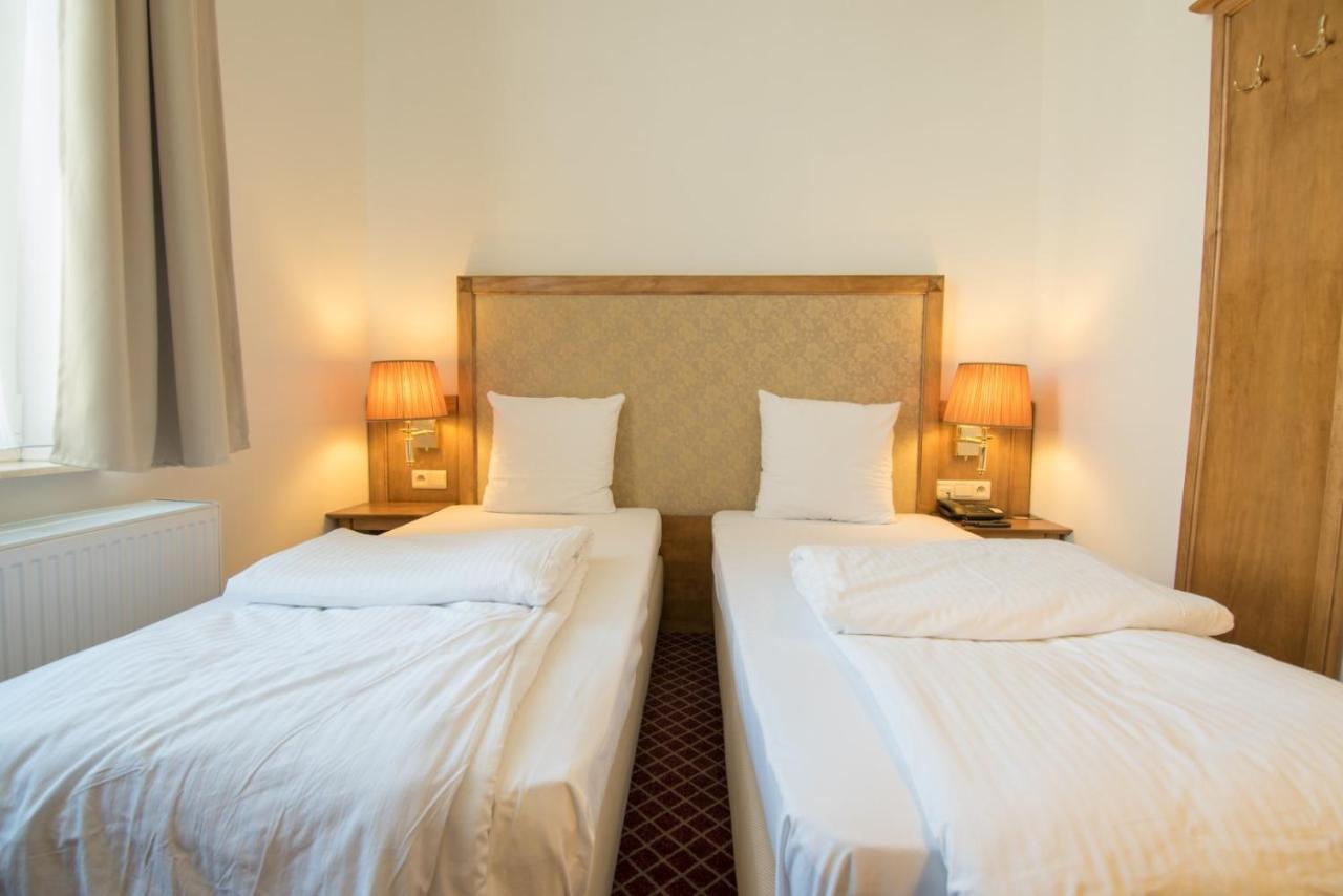 Hotel The Lord Γάνδη Εξωτερικό φωτογραφία